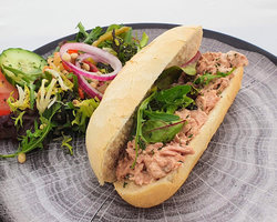 Pistolet tonijnsalade